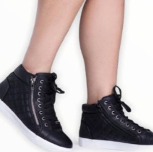 Steve Madden Quilted High Top Sneakers